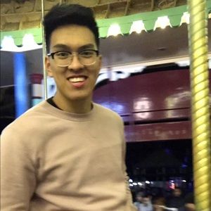 Meet your Posher, Huy